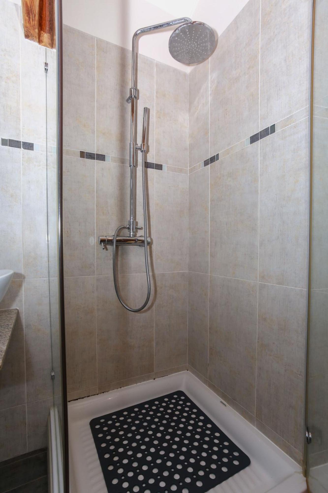 Villa Lisette تْسْغيكفانِتْسا المظهر الخارجي الصورة